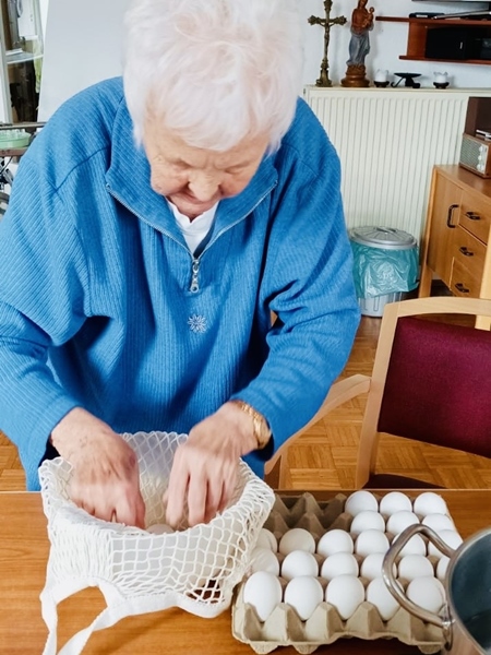 Eierfärben